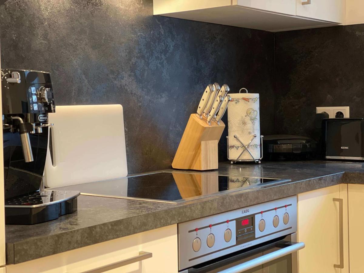 Ferienwohnung Outletcity Мецинген Екстериор снимка