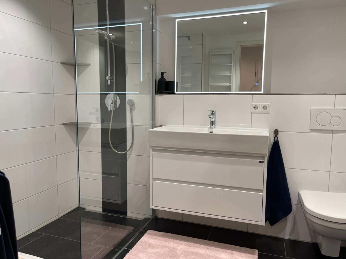 Ferienwohnung Outletcity Мецинген Екстериор снимка